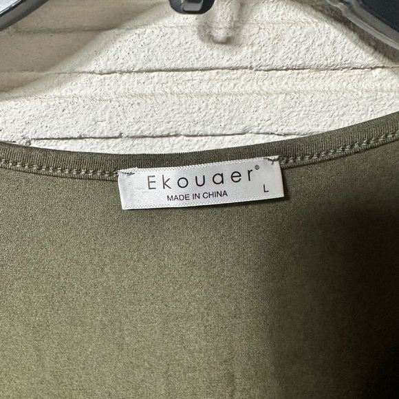 Women’s Olive Green Soft Wrap Skirted Wrap Dress Like New Size Large - Picture 2 of 6